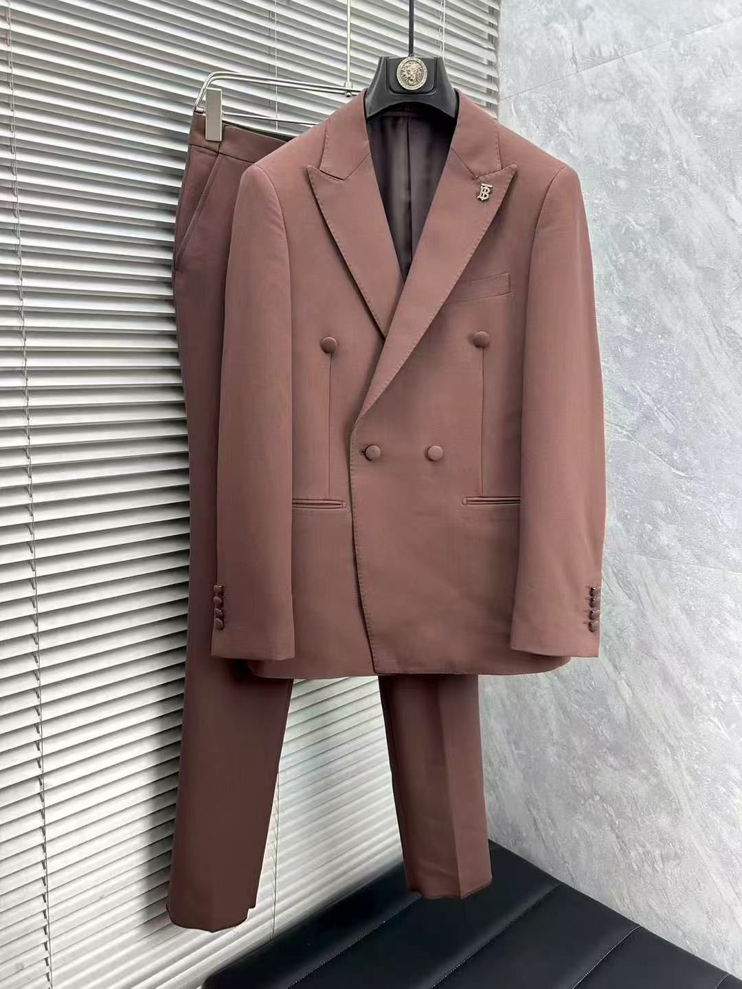 Untitled-19 copy (1) Men's double-breasted two-piece suit - Image 1